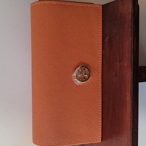 New Tory Burch sunglass case